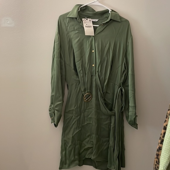 Zara dress - Picture 3 of 4